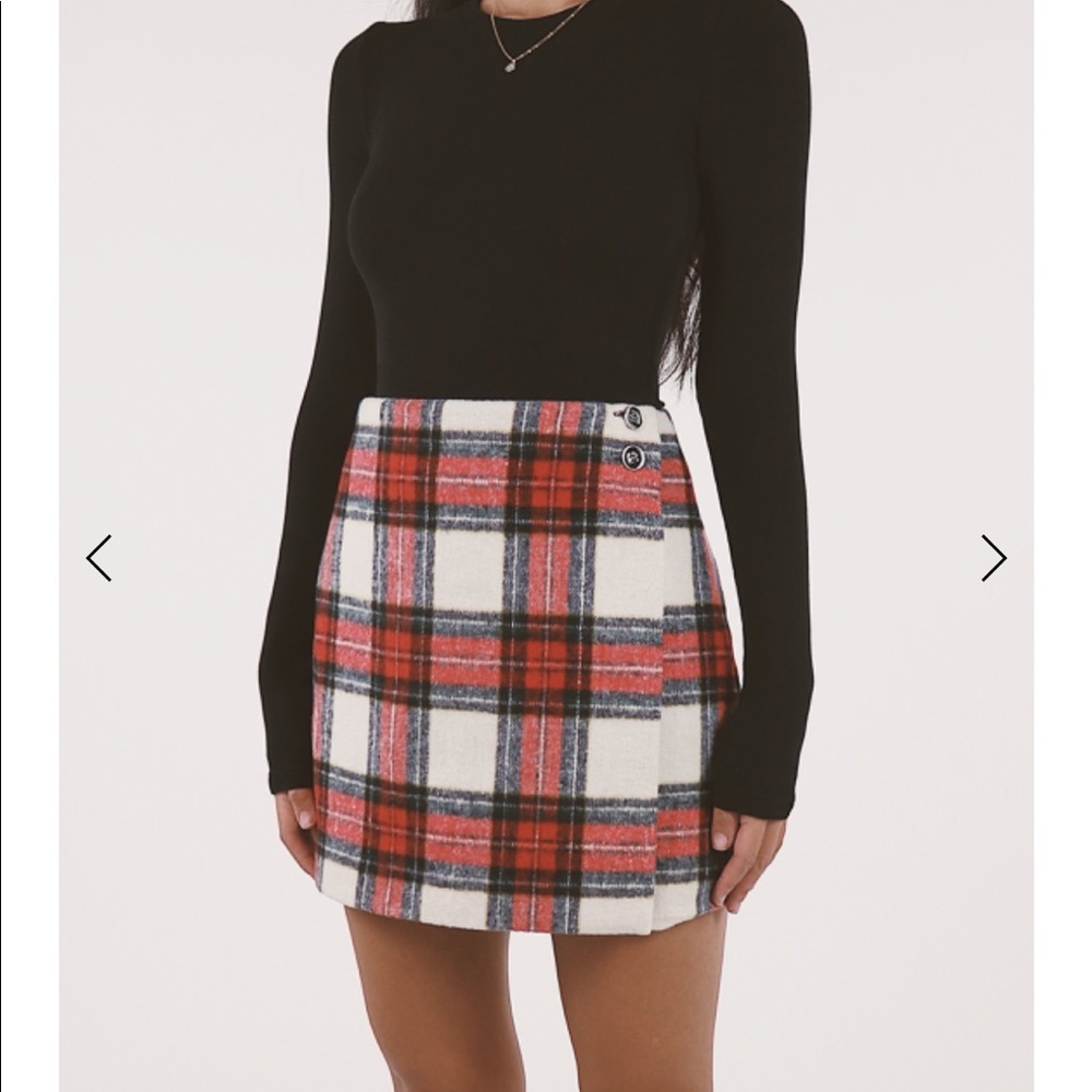 CRYBABY Rachel Green Skirt NWT✨